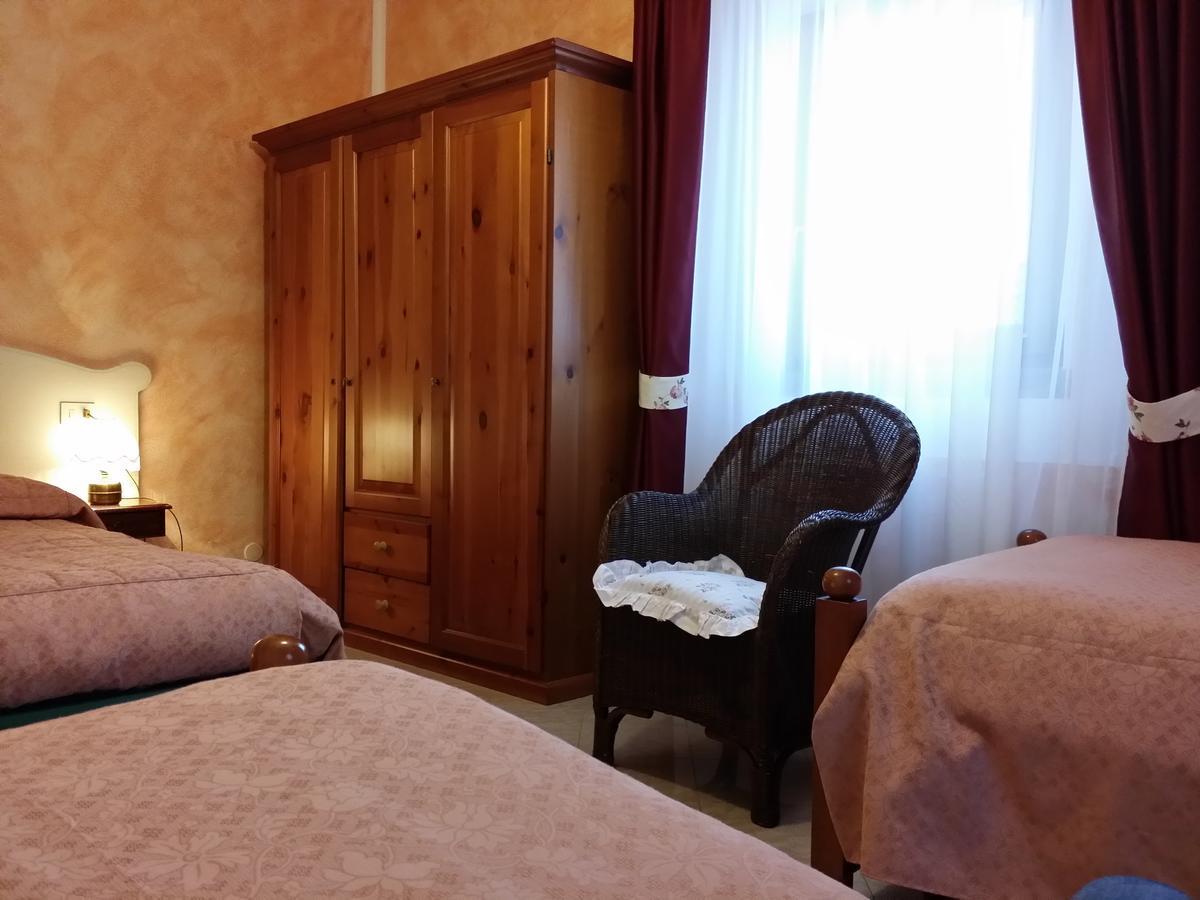 Albergo Diana Cerreto Laghi Quarto foto
